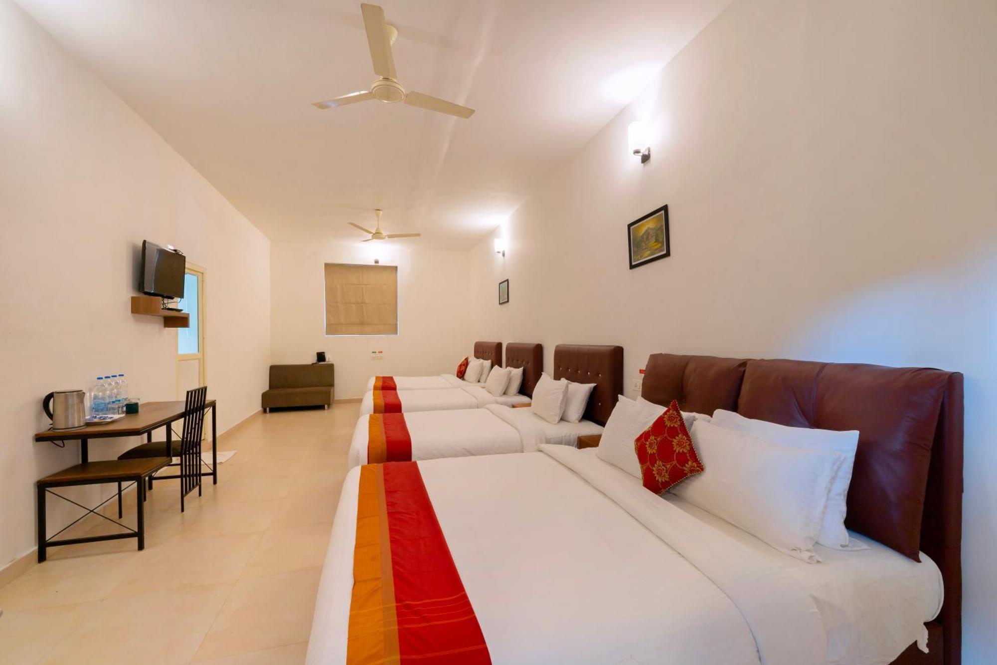 The Sanihara Hotel & Resort Витхири Экстерьер фото