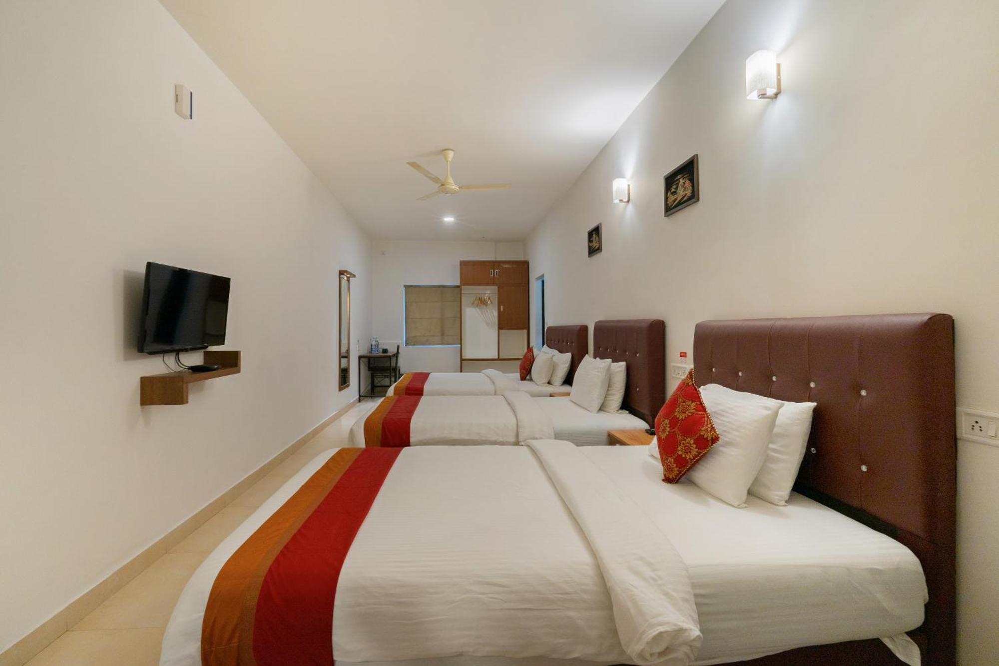The Sanihara Hotel & Resort Витхири Экстерьер фото
