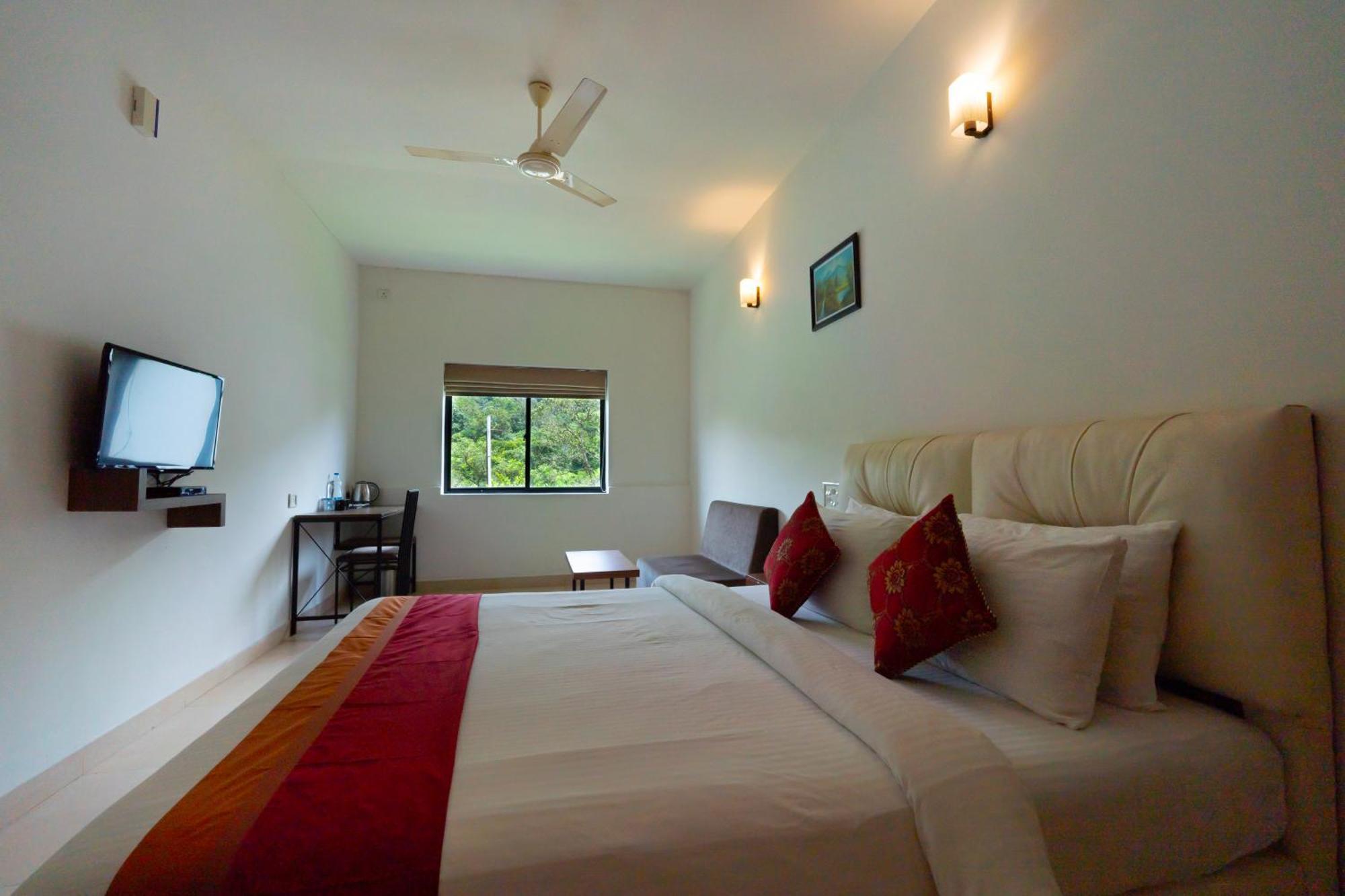 The Sanihara Hotel & Resort Витхири Экстерьер фото