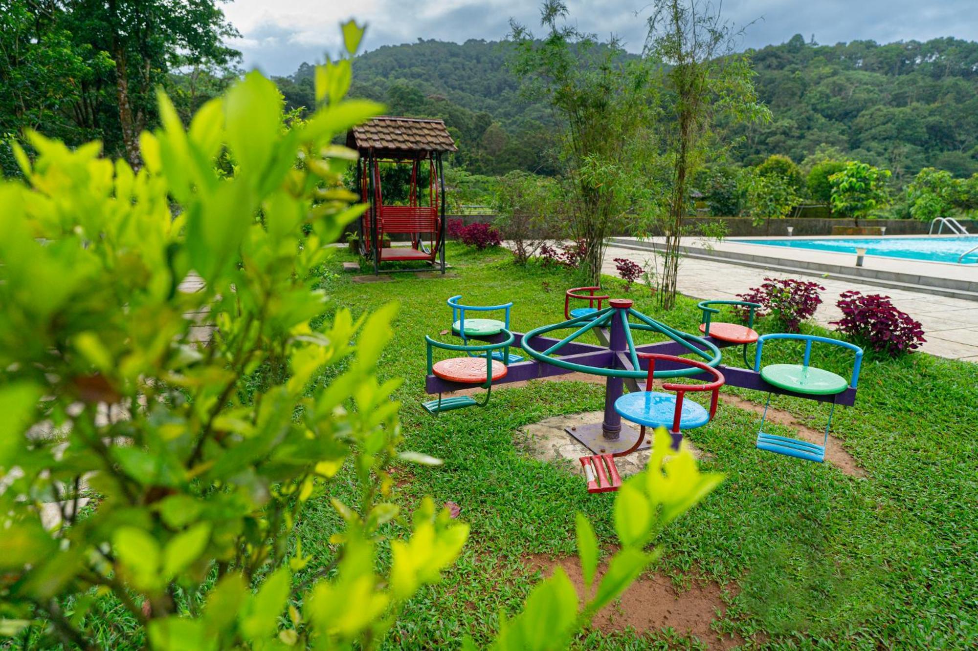 The Sanihara Hotel & Resort Витхири Экстерьер фото