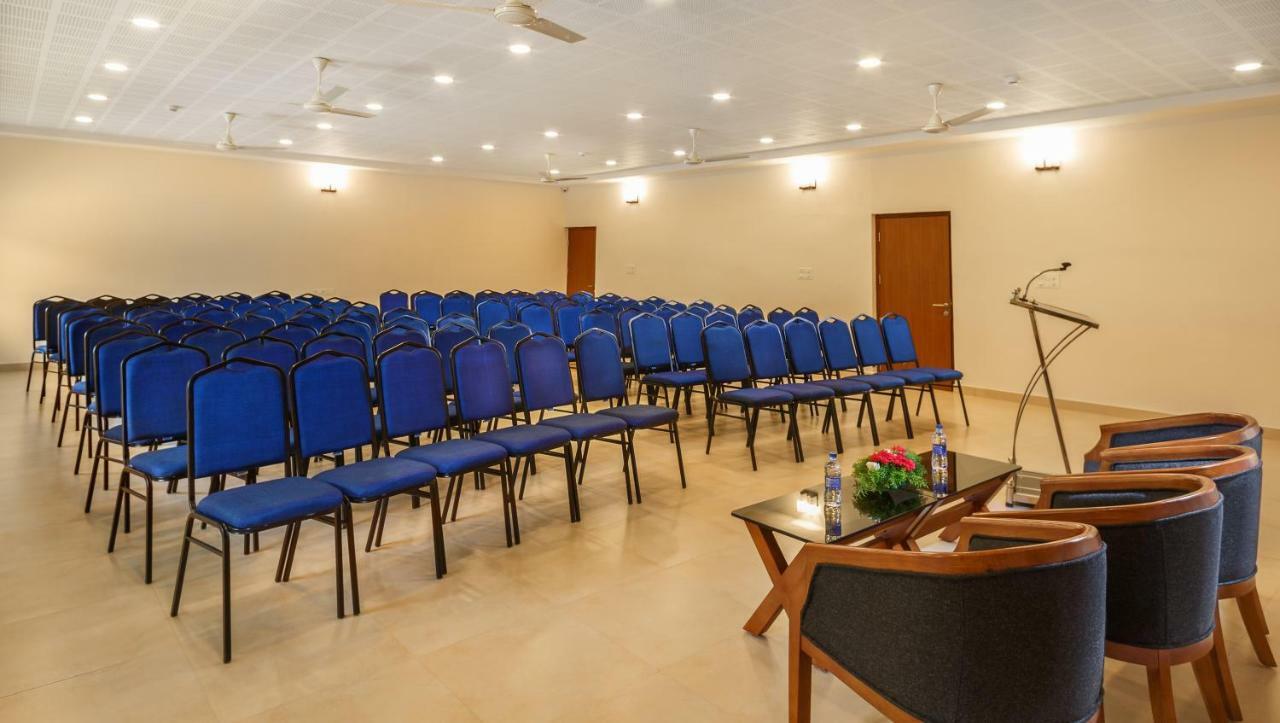 The Sanihara Hotel & Resort Витхири Экстерьер фото